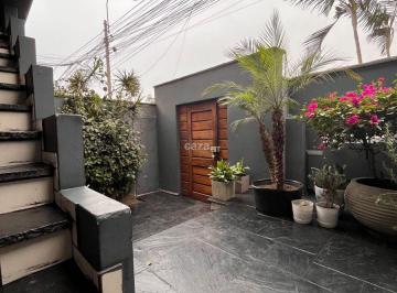Departamento 90m² Venta Santiago de Surco · Céntrico Departamento Remodelado en Chacarilla