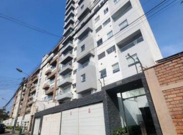Departamento de 3 habitaciones, Lima · Vendo Duplex en La Calera, Surquillo.