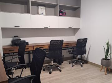 Oficina comercial en Alquiler de 2 habitaciones Miraflores · Oficina Amoblada a Pasos del Kennedy