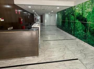 Oficina comercial , Lima · Oficina 100 m². 2 Estc. 2 Baños. Moderna. Edificio Inteligente. Areas Comunes.
