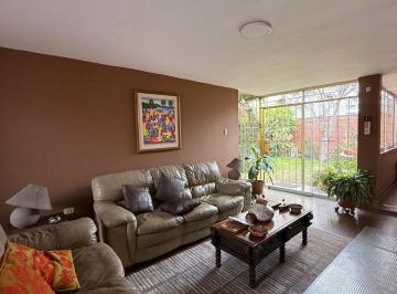 SALA · Casa Perfecta con Jardín - San Borja