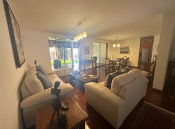 Casa de 5 habitaciones, Lima · Hermosa Casa en Venta en Santiago de Surco – Urbanización Vista Alegre / Mg