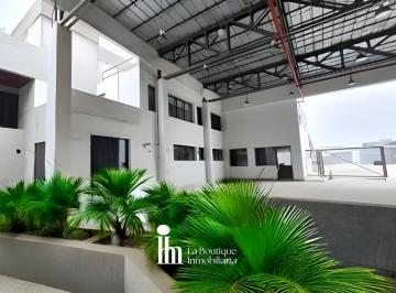 Terreno / Lote , Lima · Excelente Oportunidad de Gran Local Industrial en Zona Céntrica con Fácil Acceso