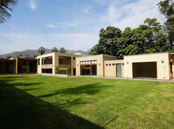 Casa de 5 habitaciones, Lima · Espaciosa Casa en Venta – Rinconada Baja