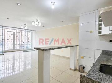 Departamento · 86m² · 2 Dormitorios · Venta de Departamento en 2° Piso con Balcón – Urb. Huaquillay