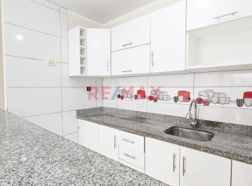 Departamento · 86m² · 2 Dormitorios · Venta de Departamento en 2° Piso con Balcón – Urb. Huaquillay