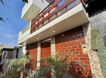 Casa · 99m² · 5 Dormitorios · Se Vende Casa 99 m² San Andrés