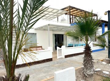 Casa de playa de 4 habitaciones, Cañete · Vendo Casa de Playa en Isla del Sol Km 123.2