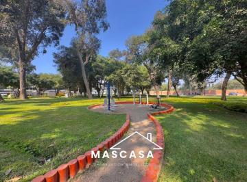 Casa · 500m² · 4 Estacionamientos · Vendo Casa en San Borja Norte Para Usos Multiples