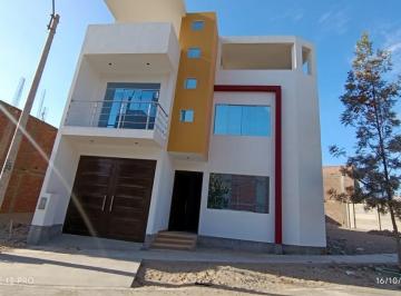 Casa de 4 habitaciones, Ica · Casa de 3 Pisos en Venta – Urb. Estancia de Santa María, Menorca | Ica