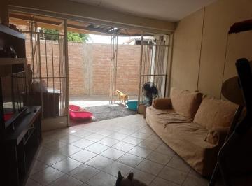 Casa de 3 habitaciones, Lima · Vta Chorrillos Av Prol Huaylas Casa 3d + 1c 2p Zonif Cz