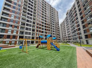 Departamento · 80m² · 3 Dormitorios · Venta de Moderno Departamento en Surco, Cerca de Evitamiento y Primavera