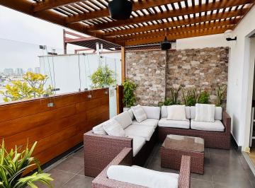 Departamento de 3 habitaciones, Lima · Espectacular Dúplex Amoblado en Barranco | Gran Terraza con Parrilla y Balcón.