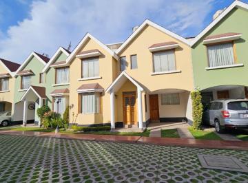 Casa de 3 habitaciones, Arequipa · Sachaca! Palacio I, Linda Casa Quinta en Venta!