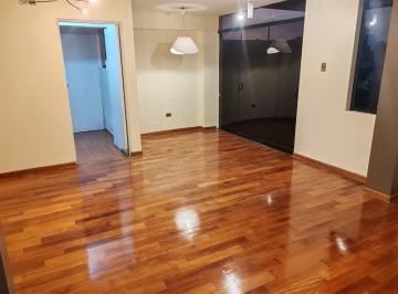 Departamento de 4 habitaciones, Lima · Venta de Departamento Duplex en Santiago de Surco de 214 m²