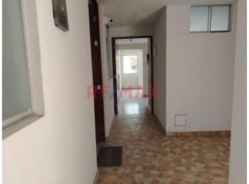 Departamento · 75m² · 2 Dormitorios · Alquiler de Depatamento en Estreno de 75 m² en Pinar Comas Piso 3