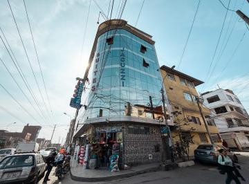 Local comercial de 28 habitaciones, Lima · Venta de Hostal en San Martin de Porras de 5 Pisos Mas Azotea