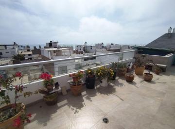 Departamento de 4 habitaciones, Lima · Dúplex con Terraza y Piscina en Playa Pulpos – 179 m²