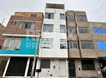 Casa · 182m² · 4 Dormitorios · Venta de Casa con 4 Minidepartamentos Azotea de 210.11 m² en Comas