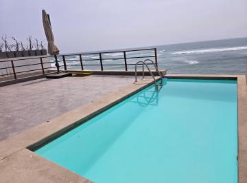 Casa de playa de 6 habitaciones, Lima · Alquiler - Venta de Casa en Punta Hermosa (Playa Caballeros)