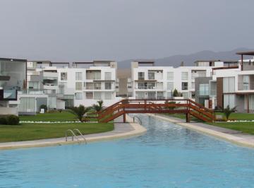 Casa · 295m² · 7 Dormitorios · 4 Estacionamientos · ¡Exclusiva Casa de Playa en Venta en Asia – Condominio Las Terrazas, Primera Fila Frente Al Mar!