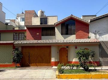 Casa de 5 habitaciones, Lima · Venta de Casa de 5 Habitaciones - Surco
