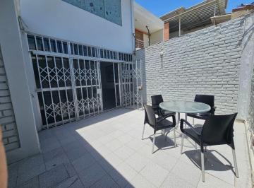 Departamento · 82m² · 2 Dormitorios · Alquiler Dúplex Tipo Loft Urb. San Isidro: Diseño, Doble Altura y Ubicación Inmejorable