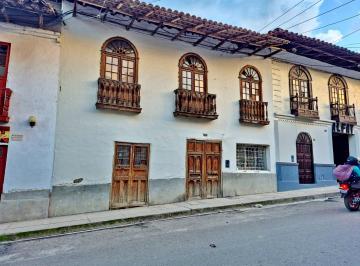 Casa · 372m² · Venta de Casa en Esquina – Jr. José Gálvez, Zona San Pedro, Cajamarca