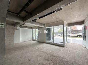 Local comercial · 109m² · 1 Estacionamiento · Alquiler - Local - Lince - 109 m² - 1 Cochera