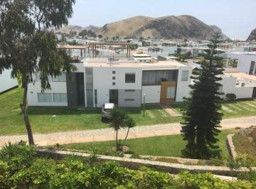 Casa de 5 habitaciones, Cañete · ¡Vacaciona en Playa Farallones con Toda Tu Familia!
