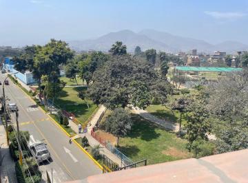Departamento · 127m² · 3 Dormitorios · Departamento en Venta Frende Al Parque en Sjl Urb Las Flores con Terraza