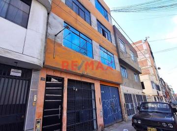 Casa · 668m² · 8 Dormitorios · Venta de Casa en San Martin de Porres