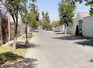 Terreno / Lote , Arequipa · Vendo Amplio Terreno en La Planicie de Challapampa