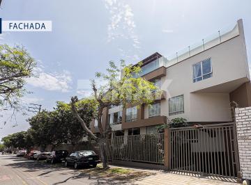 Departamento de 4 habitaciones, Lima · Dúplex con Terraza en La Urbanización Santa Teresa – Surco