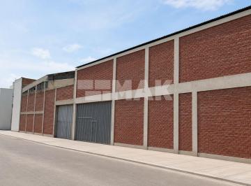 Nave industrial , Lima · Alquilo Local Industrial Impecable Altura Separadora Industrial con Evitamiento