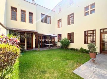 Casa en Venta de 6 habitaciones San Isidro · Linda Casa de At. 375 m² en San Isidro