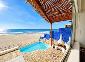 Casa · 350m² · 5 Dormitorios · 3 Estacionamientos · Vendo Hermosa Casa Frente Al Mar Primera Fila en Punta Hermosa