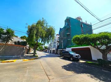 Oficina comercial · 1150m² · 24 Dormitorios · Alquiler de Edificio en Santiago de Surco