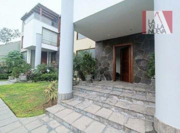 Casa de 3 habitaciones, Lima · Casa en Condominio con Terraza, Piscina y Jardin
