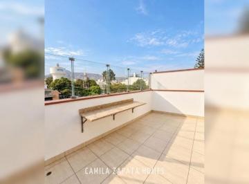 Departamento de 5 habitaciones, Lima · Duplex Frente a Parque en Venta - Balcón, Terraza y 5 Dorm.
