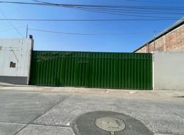 Nave industrial · 800m² · 2 Estacionamientos · Alquilo Local Industrial en Zona Industrial Larrea - Trujillo