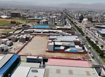 Terreno / Lote · 4800m² · Terreno en La Misma Av Aviación