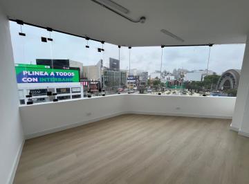 Oficina comercial , Lima · Oficina en Alquiler o Venta en Comandante Espinar. Totalmente Remodelada