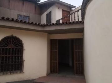 Local comercial de 4 habitaciones, Lima · Casa Comercial de 2 Pisos con Gran Potencial y Alta Afluencia Peatonal