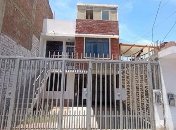 Casa de 5 habitaciones, Ica · Venta Amplia Casa en Res. San Carlos - Ica