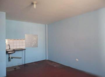 Habitación de 1 habitación, Lima · Alquilo Amplia Habitacion con Baño Propio y Lavadero de Cocina 3er Piso