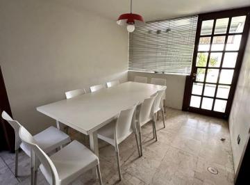 Casa de 5 habitaciones, Arequipa · Vendo Casa Rodeada de Jardines de 288 m² en Parte Baja de Cayma
