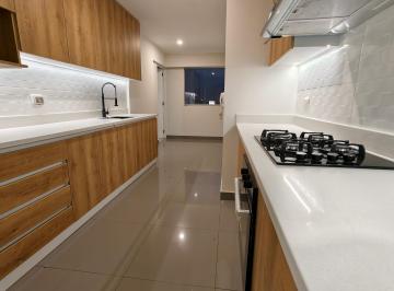 Departamento de 3 habitaciones, Lima · Dúplex de 238 m² con Azotea Techada Recién Remodelado en El Piso 11