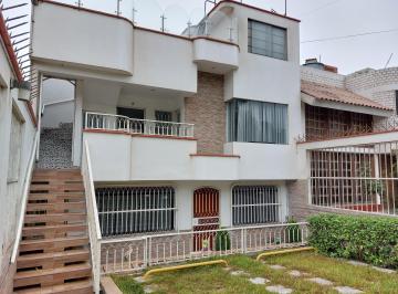 Casa de 9 habitaciones, Lima · Casa con 3 Minidepartamentos, Piscina, Parrillas en Balneario Santa Rosa