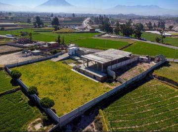 Terreno / Lote de 1 habitación, Arequipa · Se Vende Terreno Mas Local en El Cural